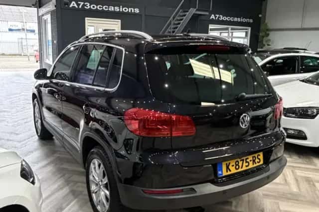 Volkswagen Tiguan (2011) thumbnail 6