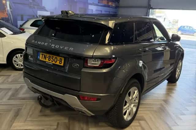 Land Rover Range Rover Evoque (2017) thumbnail 3