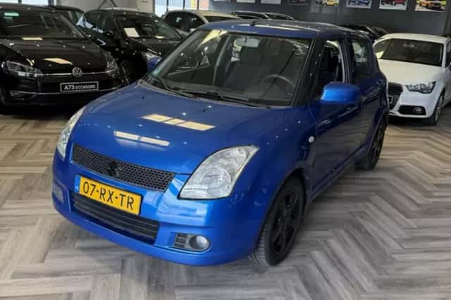 Suzuki Swift (2005) thumbnail 1