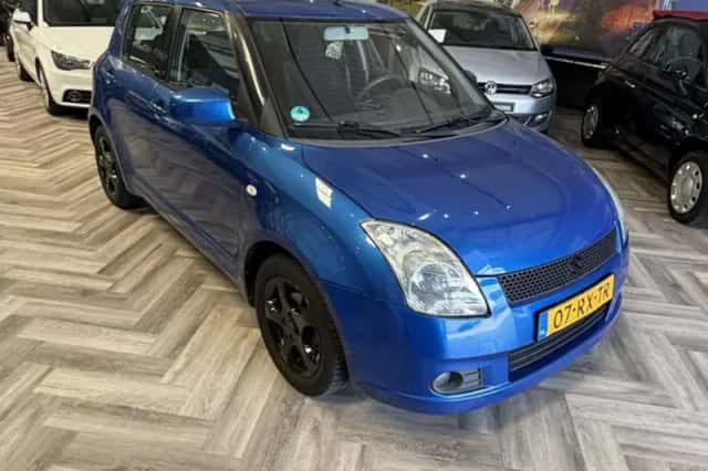 Suzuki Swift (2005) thumbnail 3