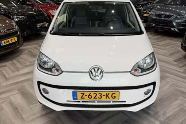 Volkswagen Up! (2012) thumbnail 2