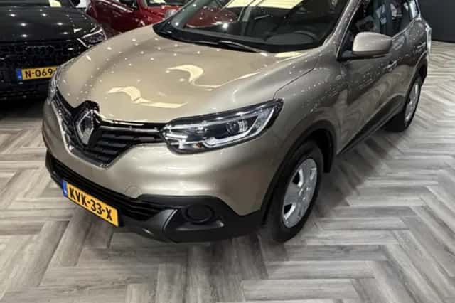 Renault Kadjar (2016) thumbnail 1