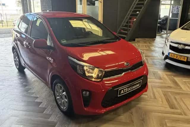 Kia Picanto (2020) thumbnail 3
