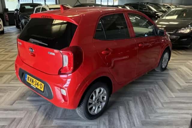 Kia Picanto (2020) thumbnail 4