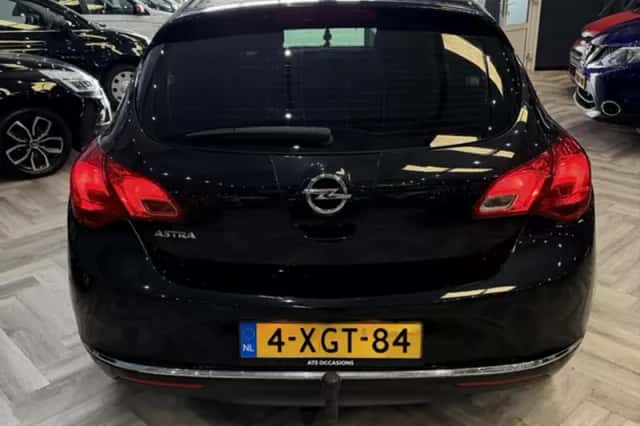 Opel Astra (2014) thumbnail 5