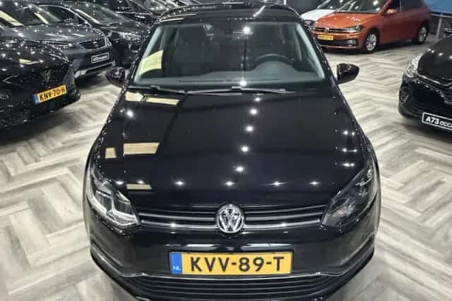 Volkswagen Polo (2014) thumbnail 2