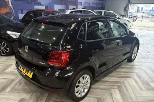 Volkswagen Polo (2014) thumbnail 4