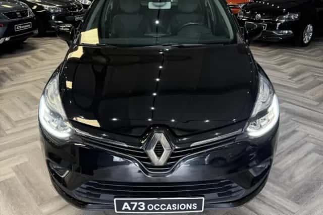 Renault Clio (2018) thumbnail 2
