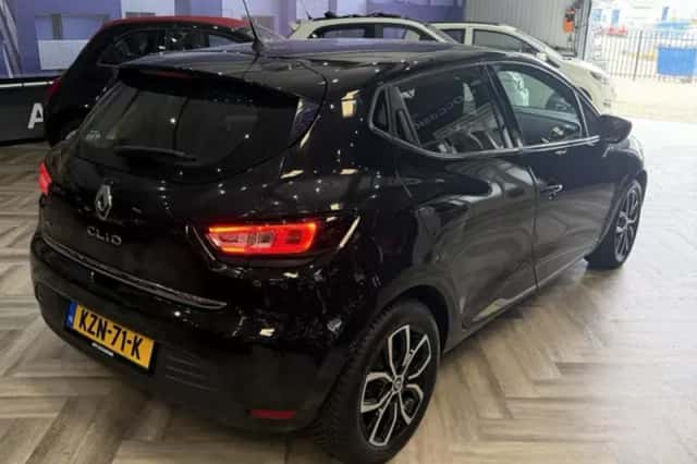 Renault Clio (2018) thumbnail 4