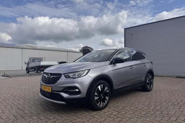 Opel Grandland (2021) thumbnail 4