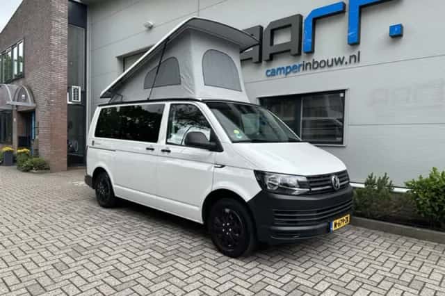 Volkswagen Transporter (2015) thumbnail 5