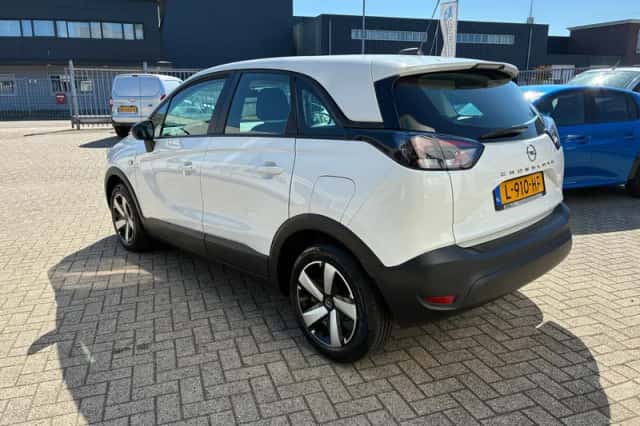 Opel Crossland (2021) thumbnail 2