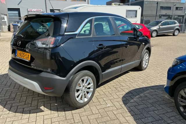 Opel Crossland (2021) thumbnail 3