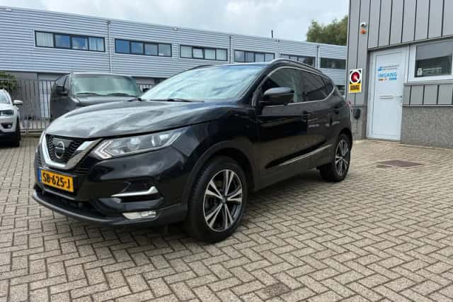 Nissan Qashqai (2018) thumbnail 1