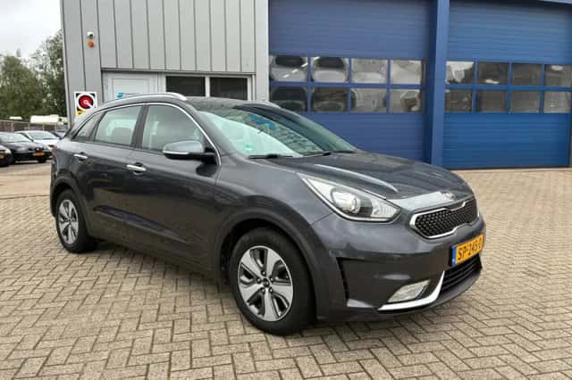 Kia Niro (2018) thumbnail 4