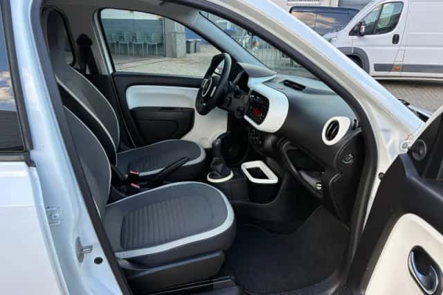Renault Twingo (2016) thumbnail 5
