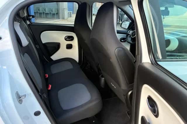Renault Twingo (2016) thumbnail 6