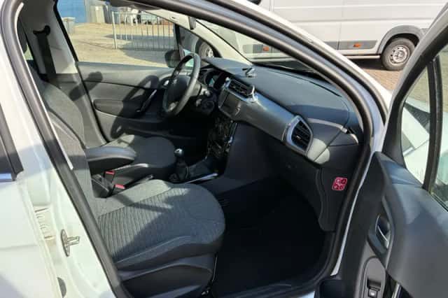 Citroën C3 (2016) thumbnail 4