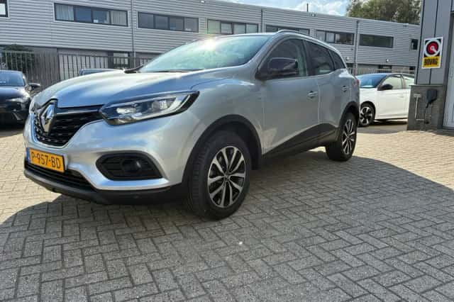 Renault Kadjar (2022) thumbnail 1