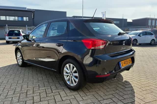SEAT Ibiza (2023) thumbnail 2