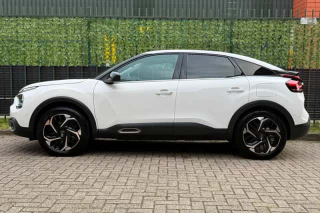 Citroën C4 (2021) thumbnail 2