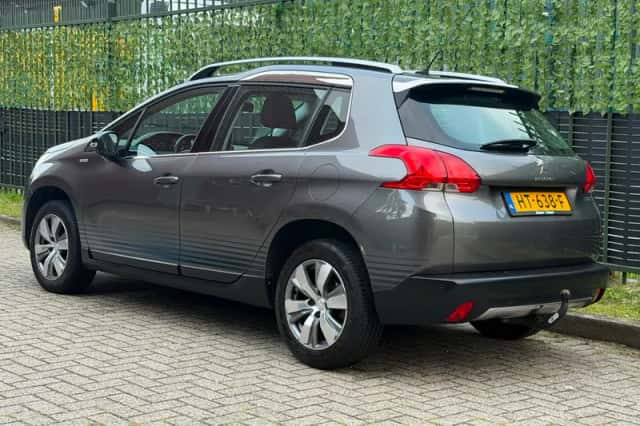 Peugeot 2008 (2016) thumbnail 3