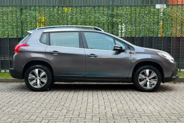 Peugeot 2008 (2016) thumbnail 5