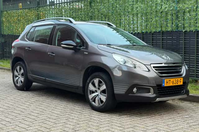 Peugeot 2008 (2016) thumbnail 6