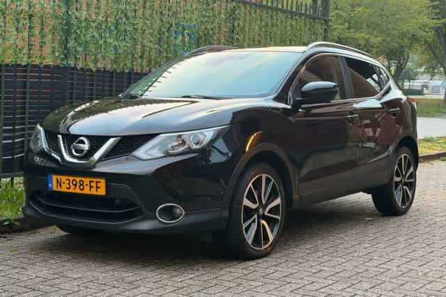 Nissan Qashqai (2016) thumbnail 1