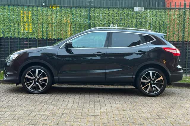 Nissan Qashqai (2016) thumbnail 2