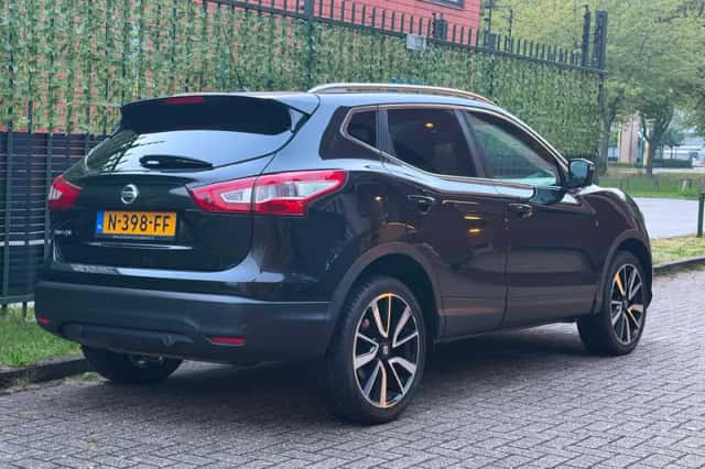 Nissan Qashqai (2016) thumbnail 4
