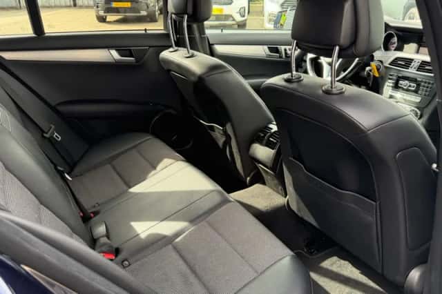 Mercedes-Benz C-Klasse (2012) thumbnail 4