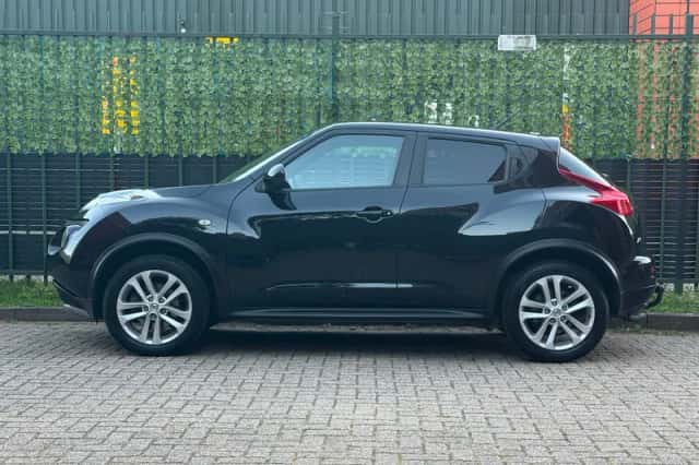 Nissan Juke (2011) thumbnail 2