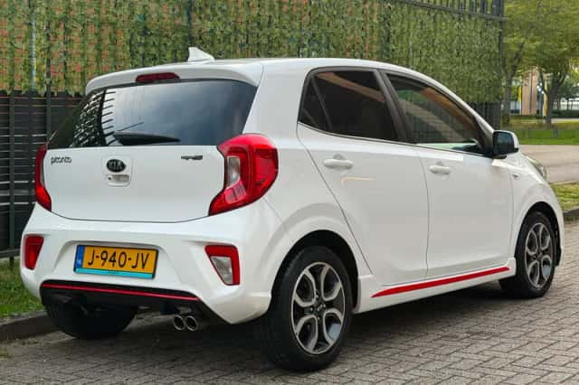 Kia Picanto (2020) thumbnail 4