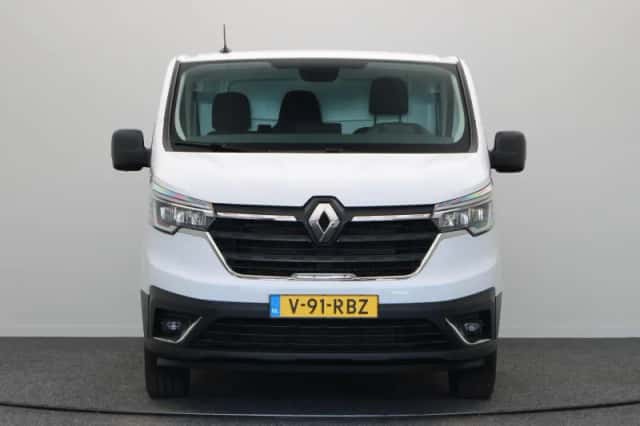 Renault Trafic (2024) thumbnail 6