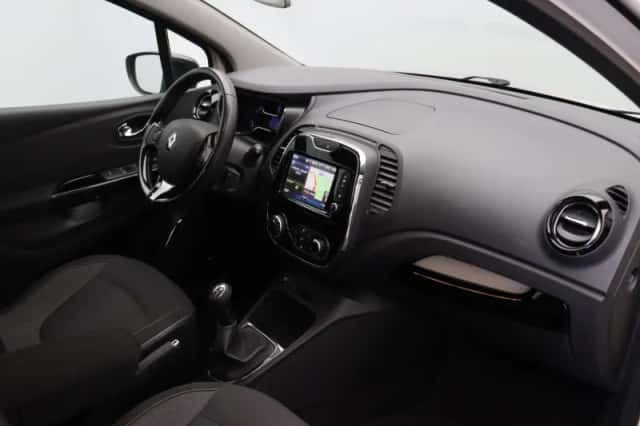 Renault Captur (2014) thumbnail 5