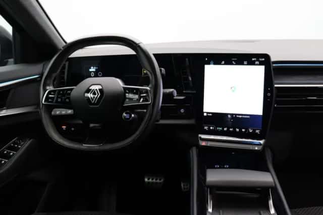 Renault Austral (2023) thumbnail 5