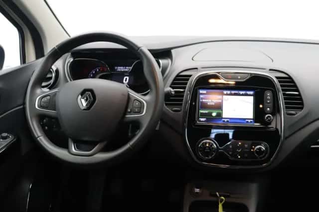 Renault Captur (2017) thumbnail 4