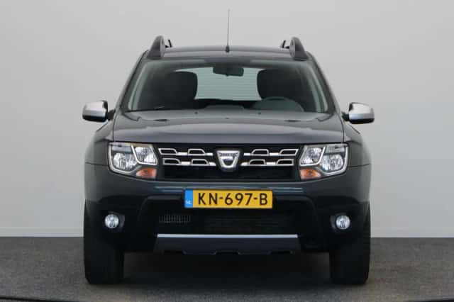 Dacia Duster (2016) thumbnail 6