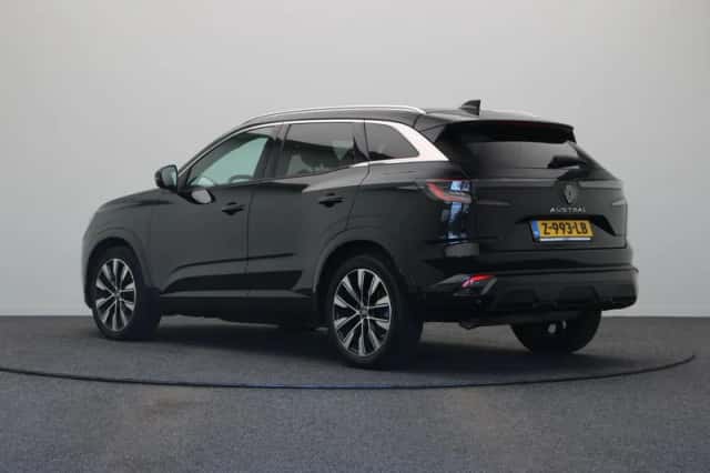 Renault Austral (2022) thumbnail 2