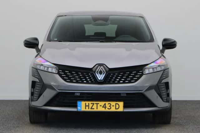 Renault Clio (2025) thumbnail 4