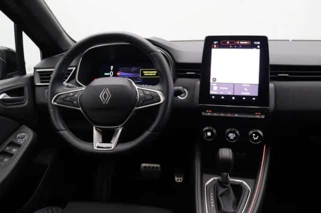 Renault Clio (2025) thumbnail 4