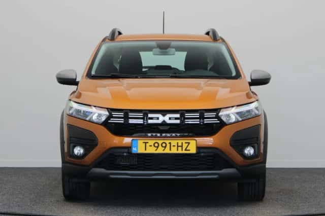 Dacia Sandero (2023) thumbnail 6