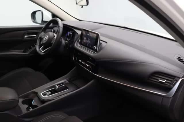 Nissan Qashqai (2023) thumbnail 5