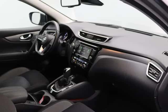 Nissan Qashqai (2019) thumbnail 5