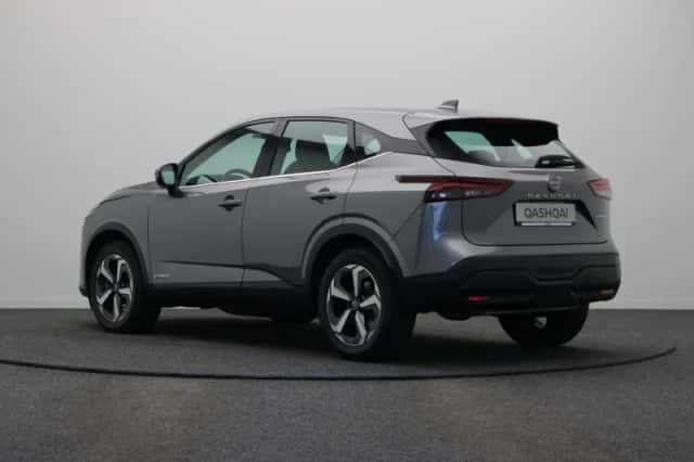 Nissan Qashqai (2023) thumbnail 2