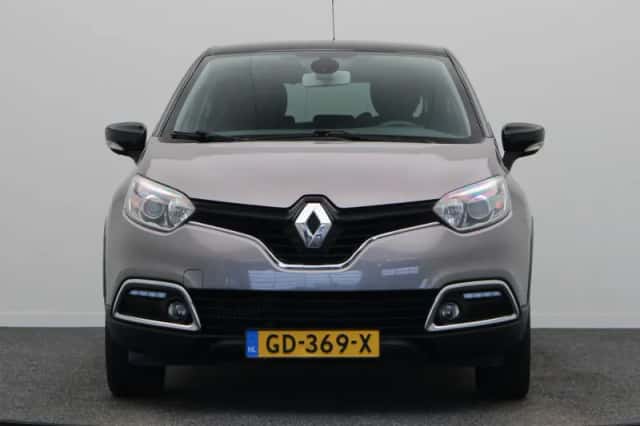 Renault Captur (2015) thumbnail 6