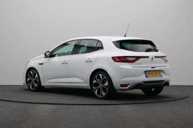 Renault Mégane (2017) thumbnail 2