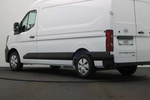 Nissan Interstar (2026) thumbnail 2