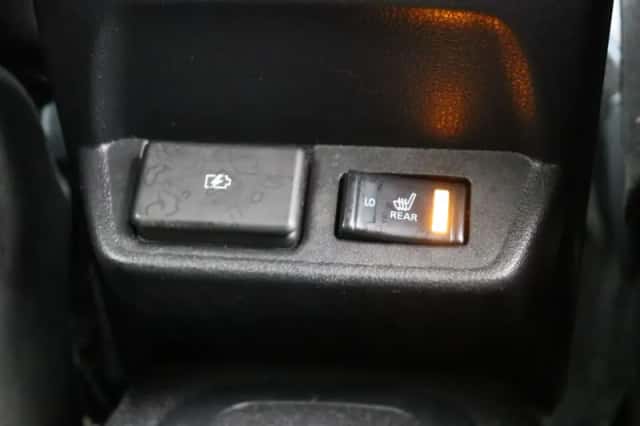 Nissan Leaf (2021) thumbnail 5